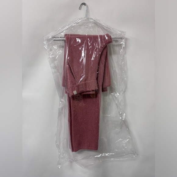 Rag & Bone Sweater/Pant set. Sweater is size XXS and sweatpants are size XS. - Picture 10 of 15